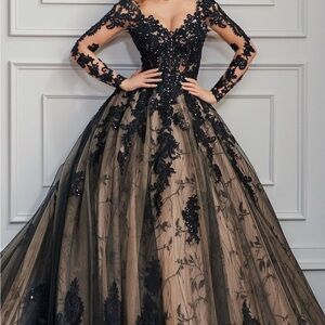 Mon Cheri Elegant Black and Tan Lace Gown